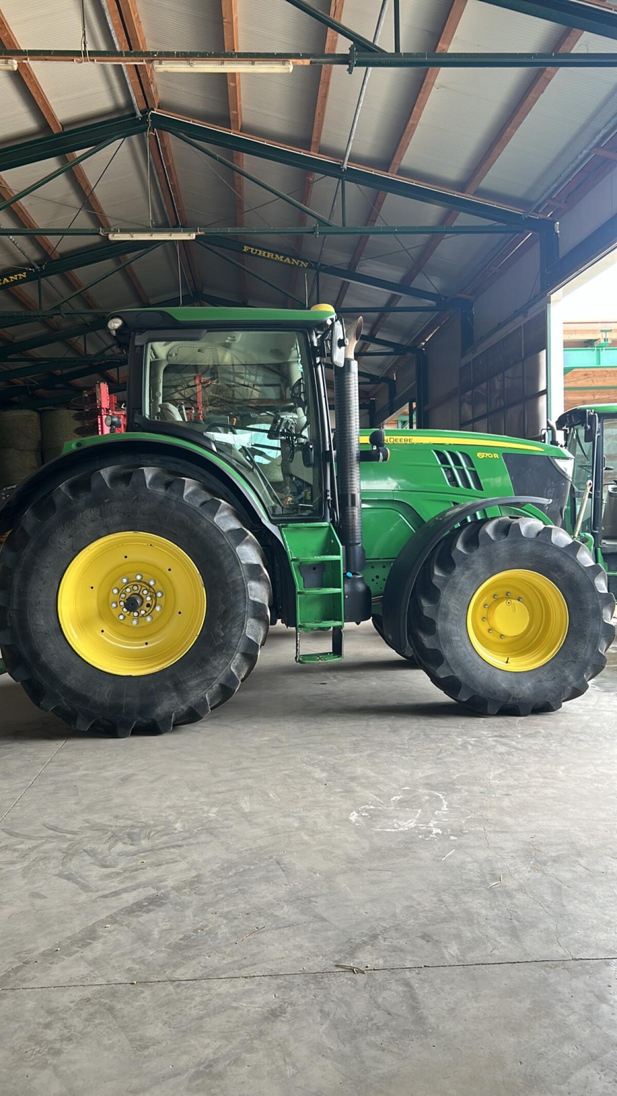 John Deere 6170R 3