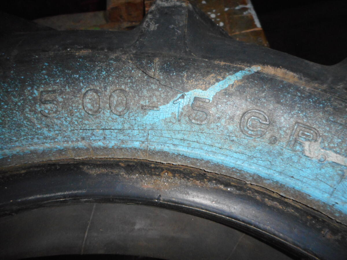 Reifen 5.00-15 C.R. 2