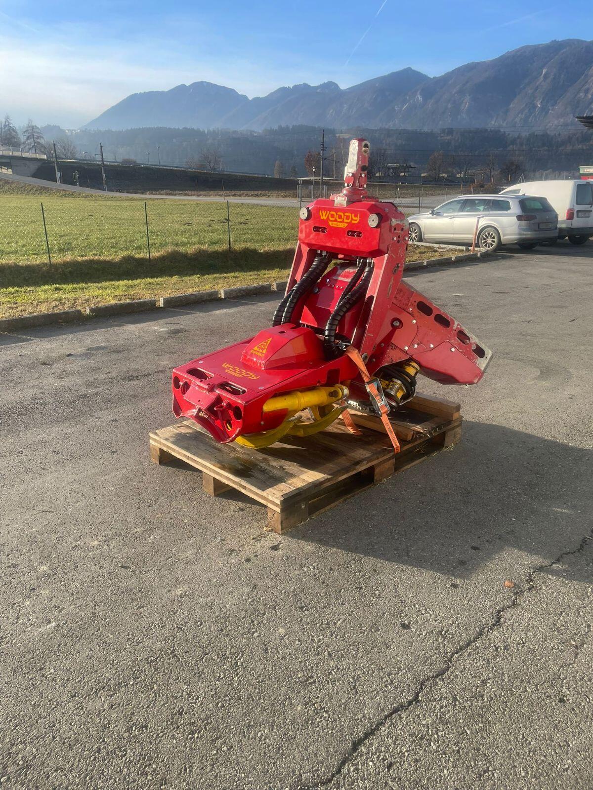 Harvesterkopf Woody WH 60-1 mit Zopfsäge 3