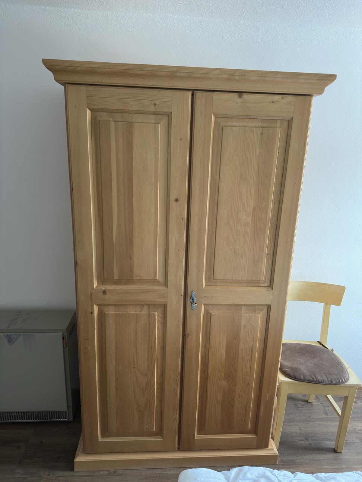 Schlafzimmermöbel Fichte massiv 2