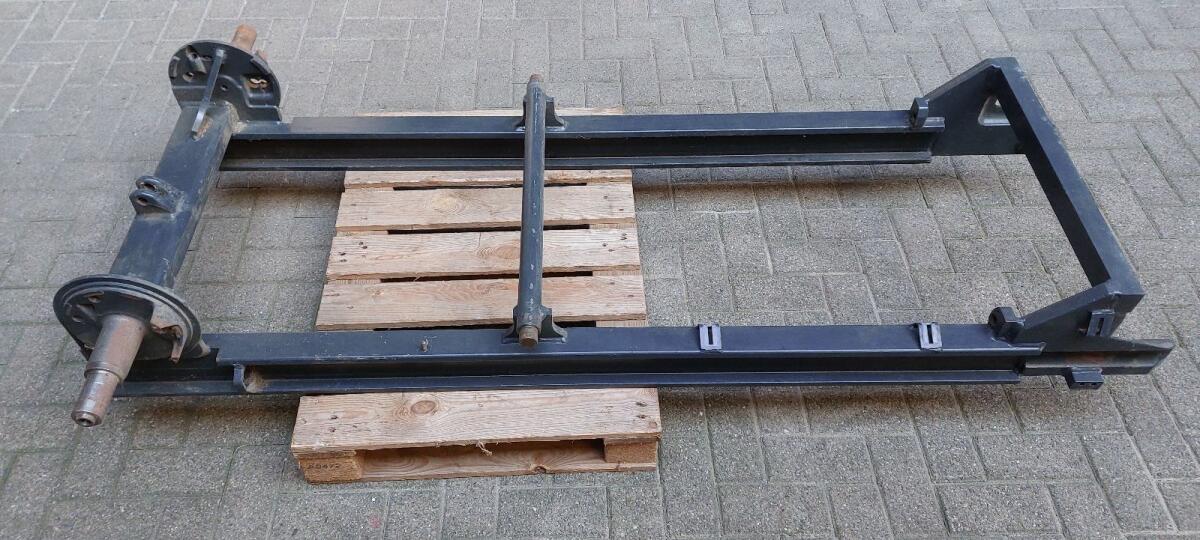 Außenmast Hubgerüst Heckstapler Hecklader 3