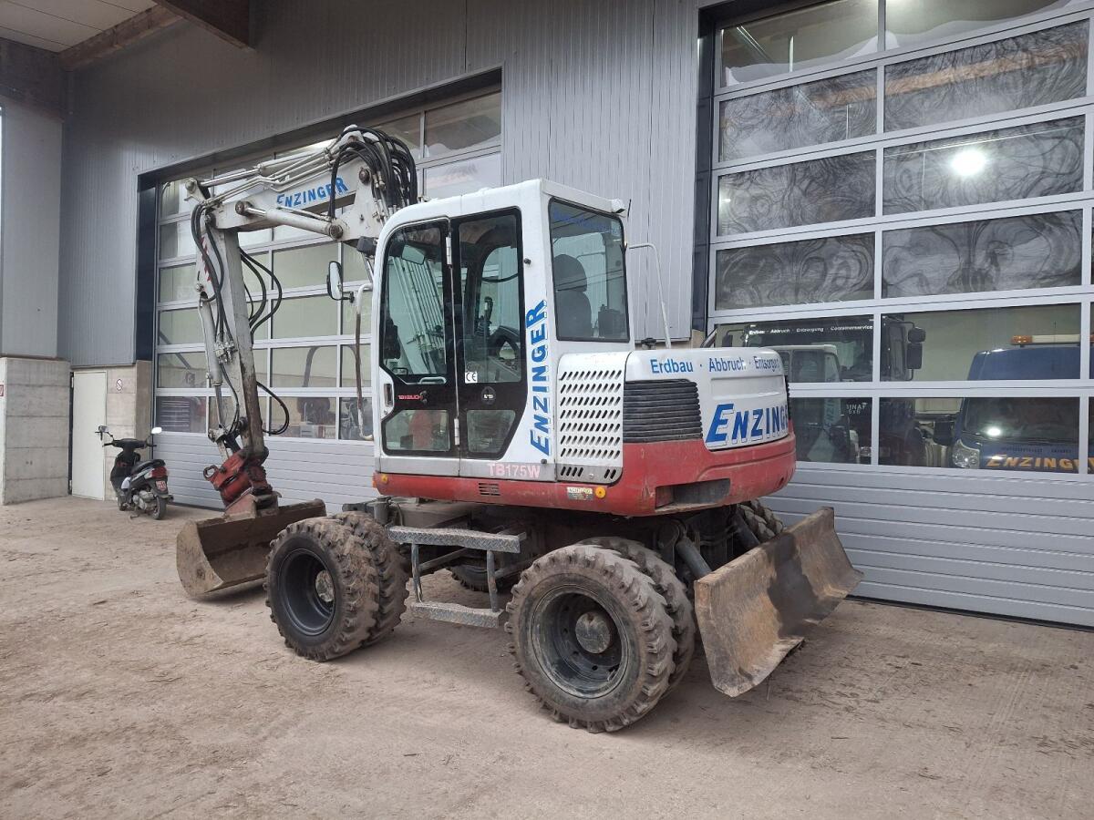 Takeuchi TB 175W Mobilbagger 2