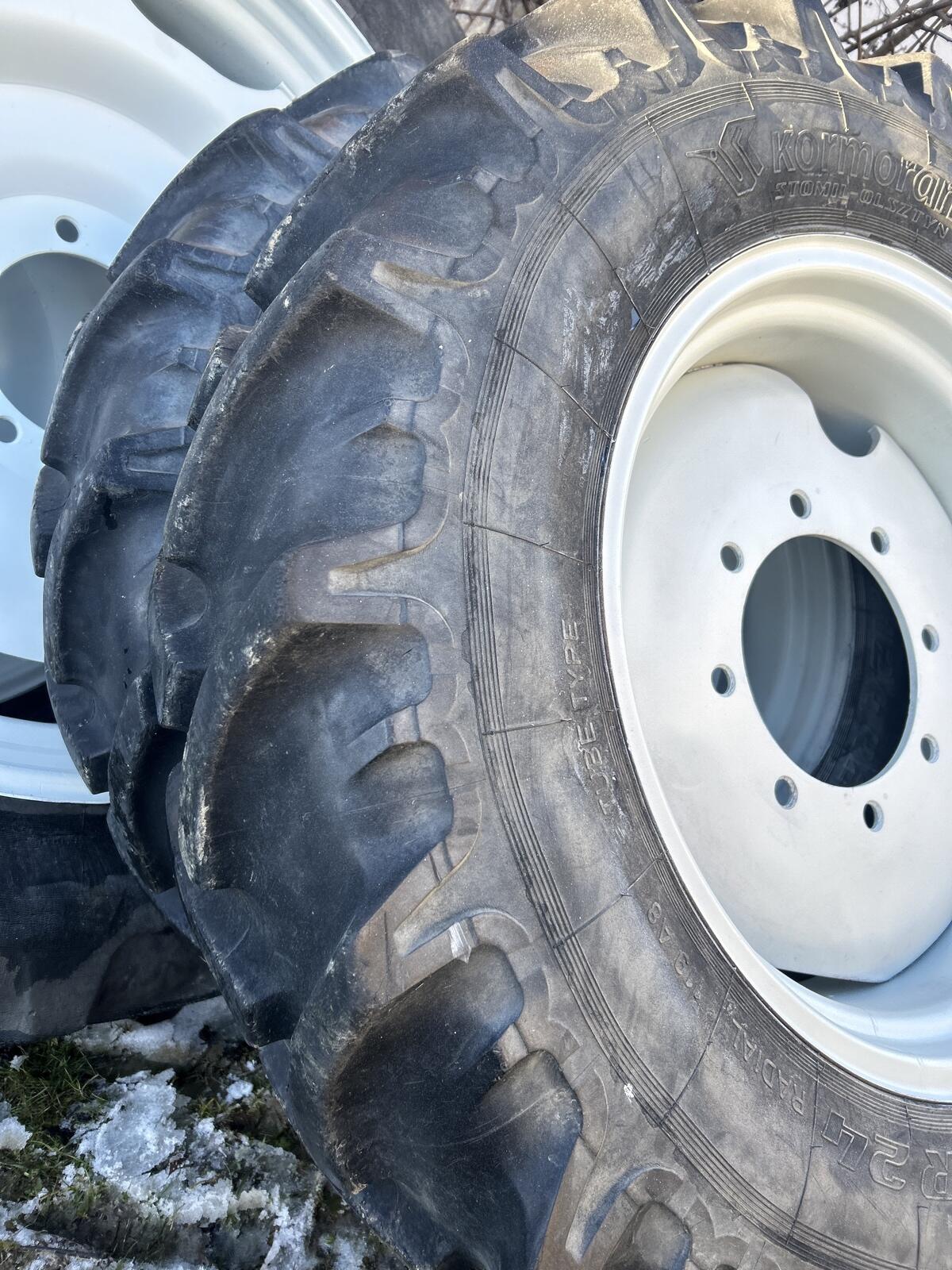 Kompletträder zu Steyr 8080/8090 2