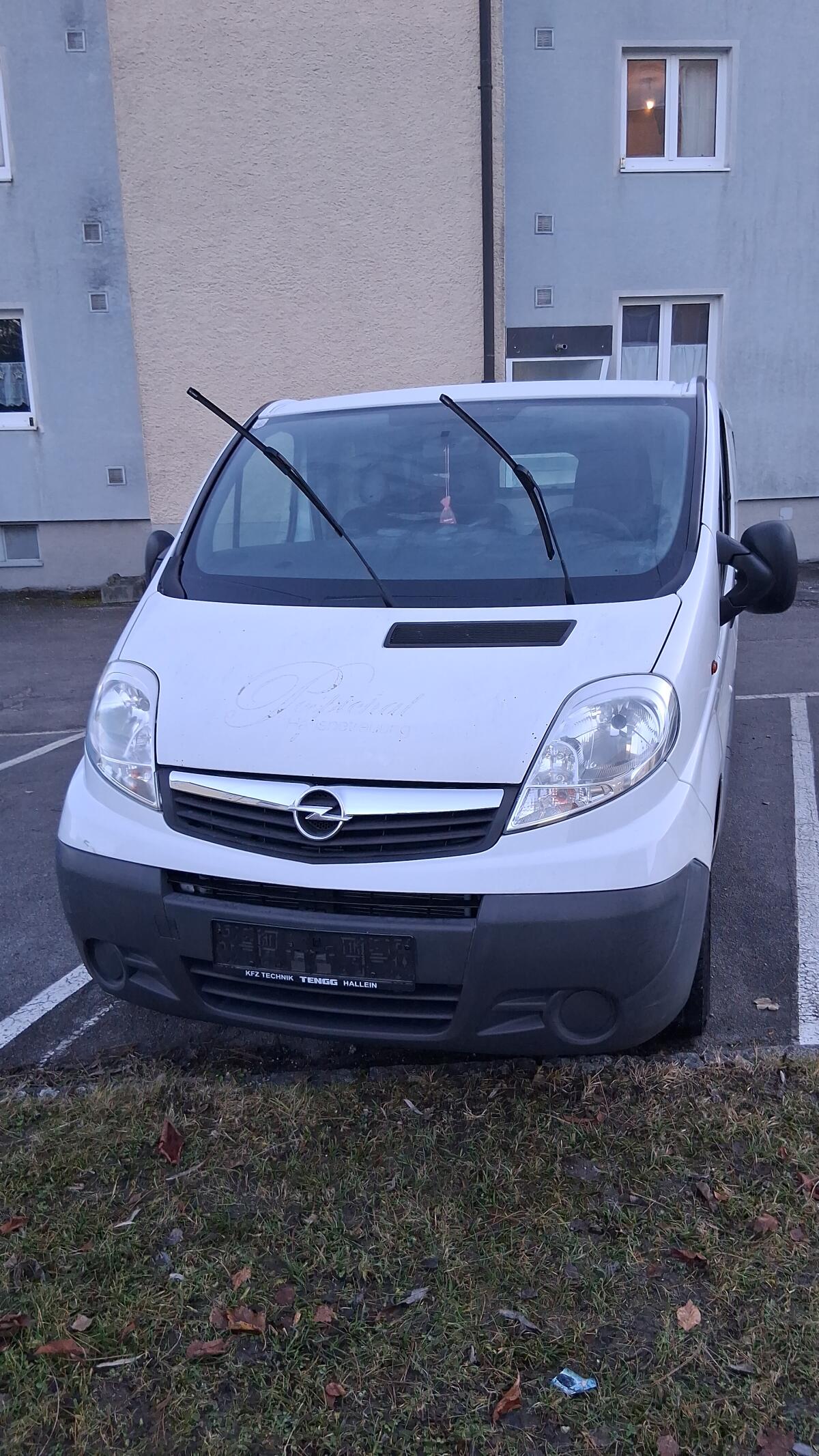 Opel Vivaro 2
