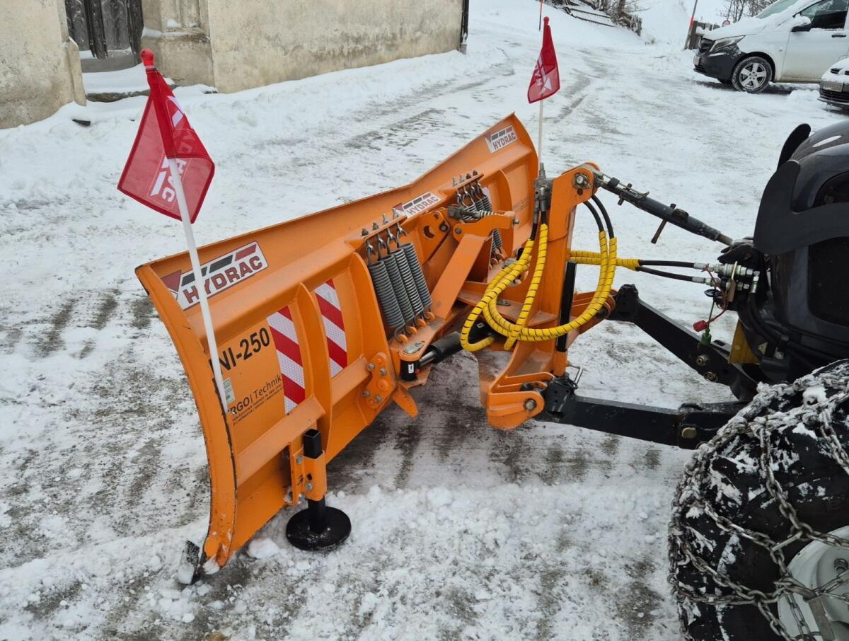 Schneepflug Hydrac 3