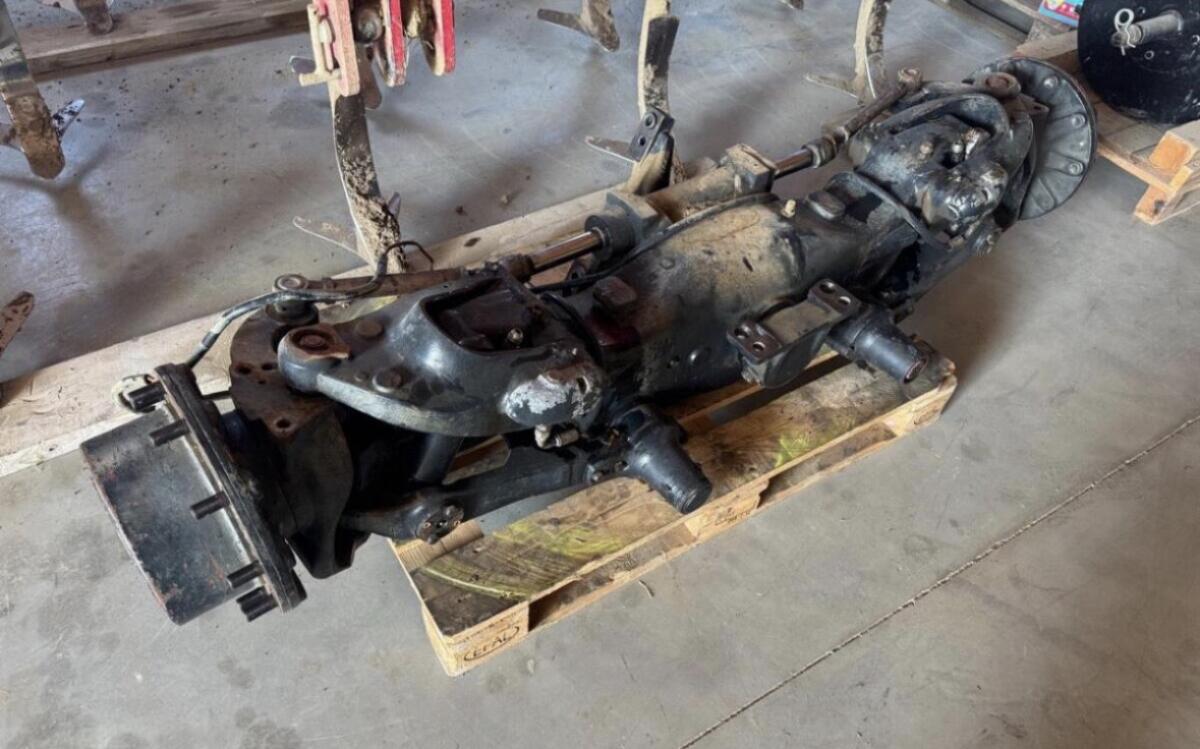 CARRARO Vorderachse 20.29 STEYR CVT 2