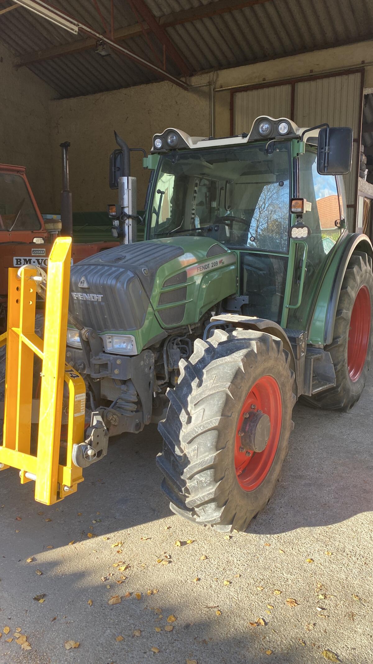 Fendt 209 Vario TMS, Gen1, Bj. 2011, 4.178 Bstd., top Zustand, VB 3