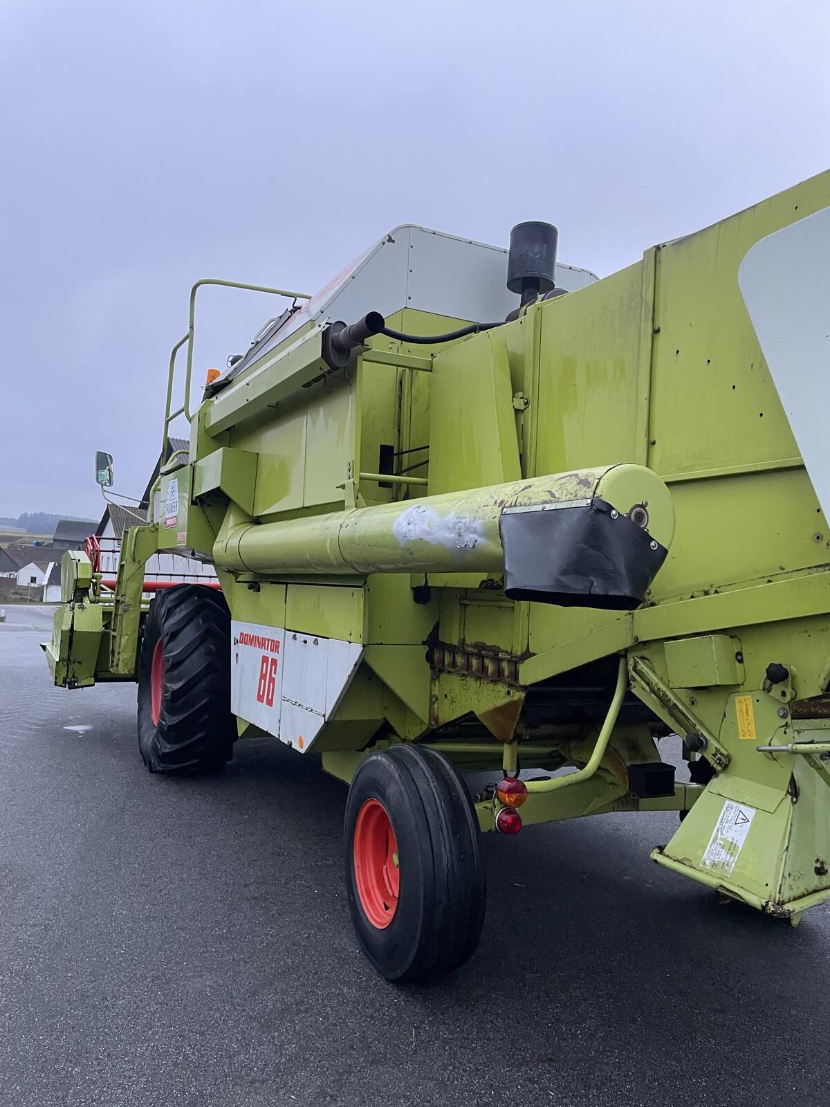 Verkaufe Claas Dominator 86 2