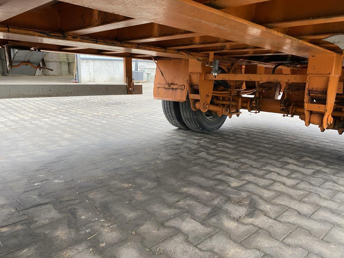 Ballenwagen / Plattformwagen Goldhofer 2