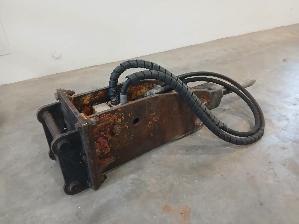 Takeuchi TKB71 Hydraulikhammer 2