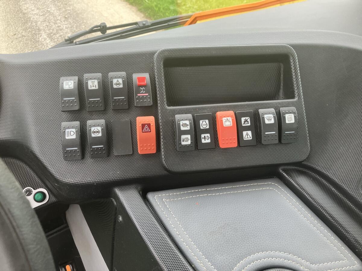 Lindner Unitrac 92 Bj. 2024 Lang Tauschmöglichkeit 3