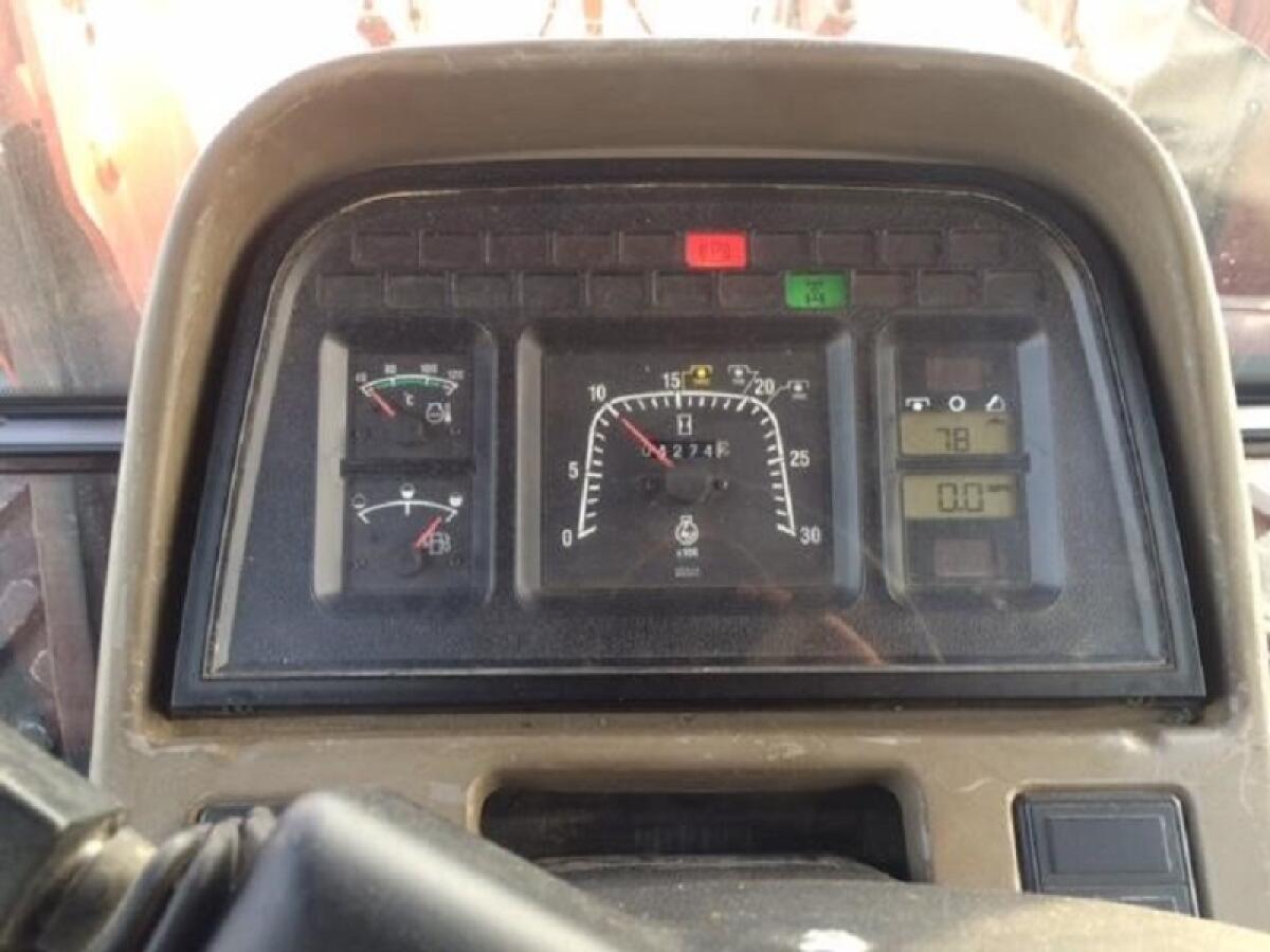 2004 Case IH MXM 120 3