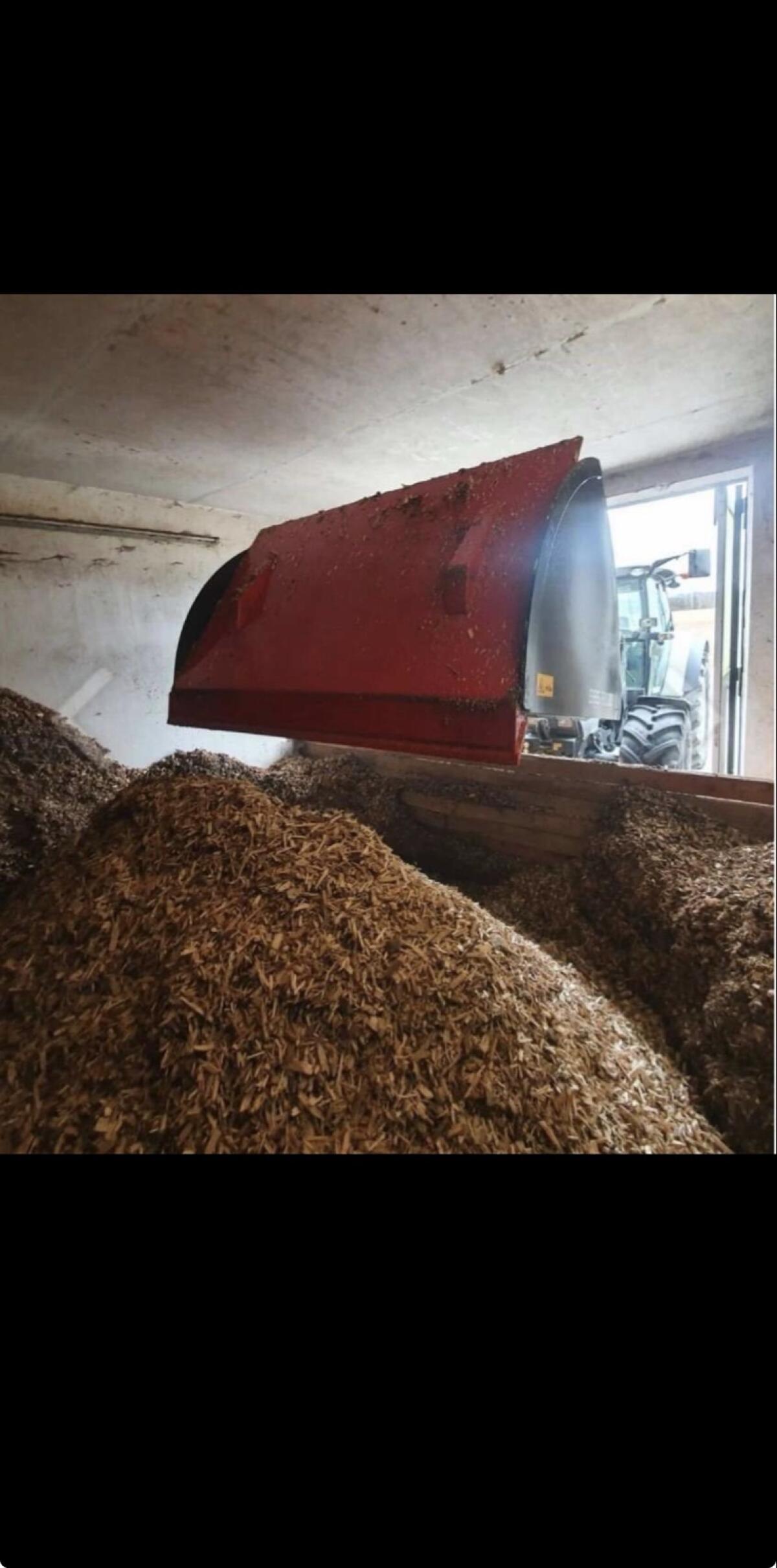 Hochkippschaufel 180 cm 2