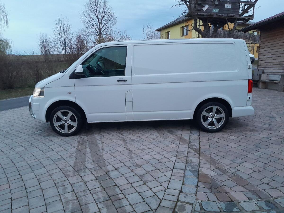 VW T5 Transporter 3