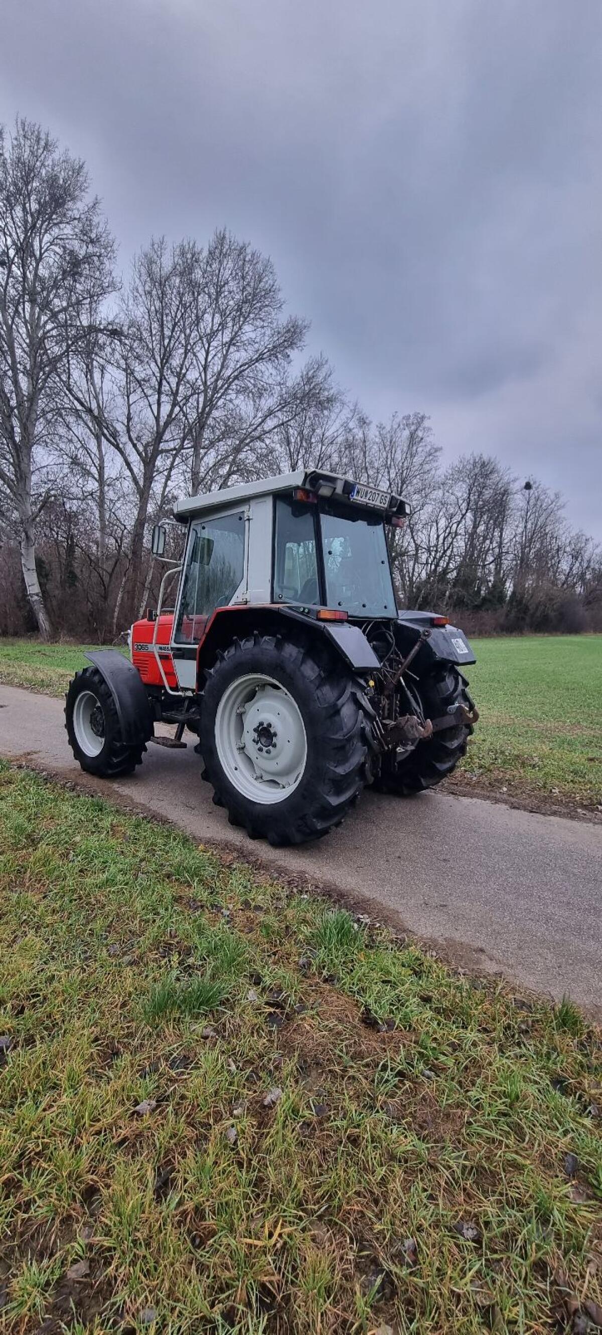 Massey Ferguson 3065 2