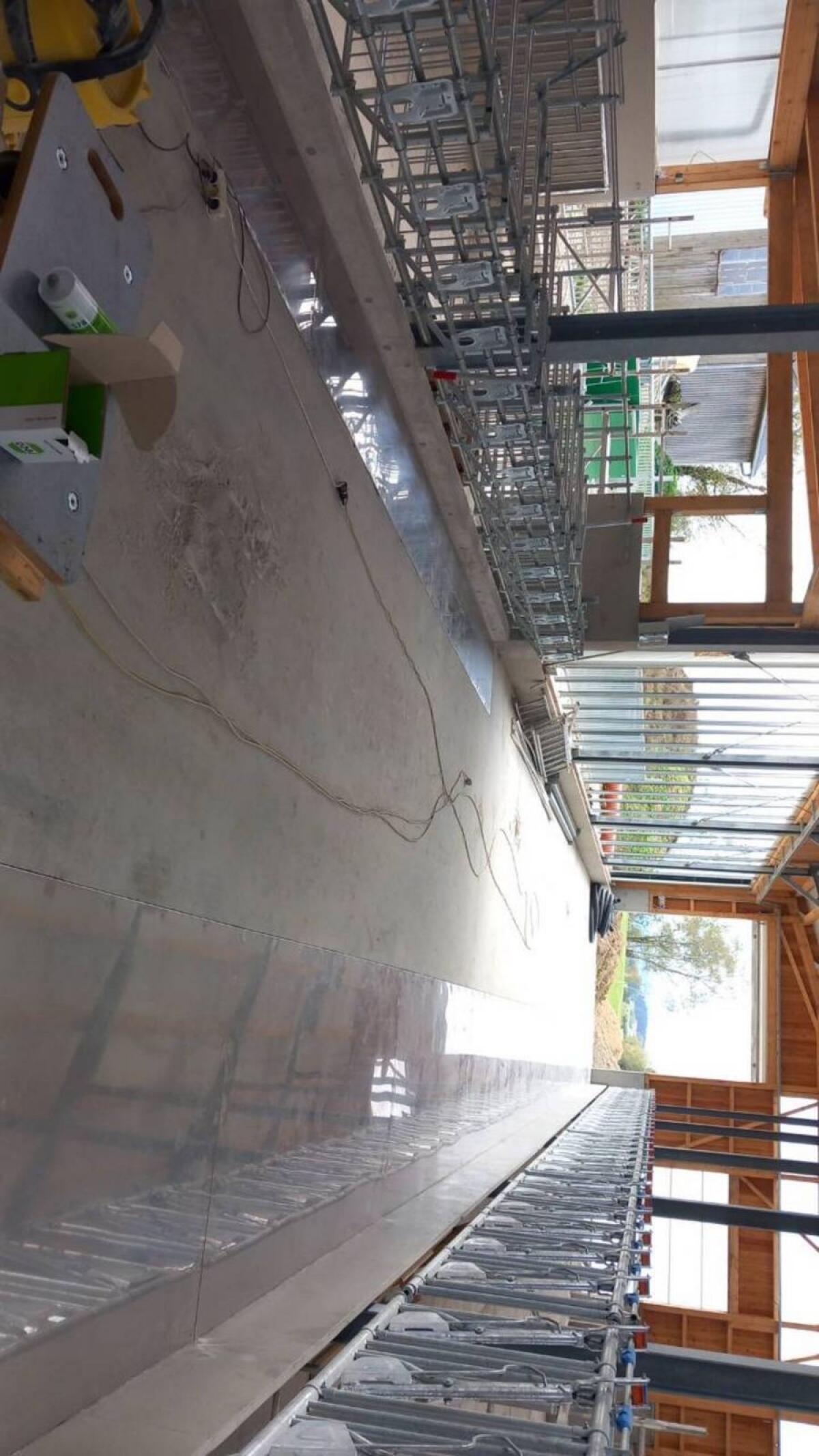 Edelstahlfuttertisch 3