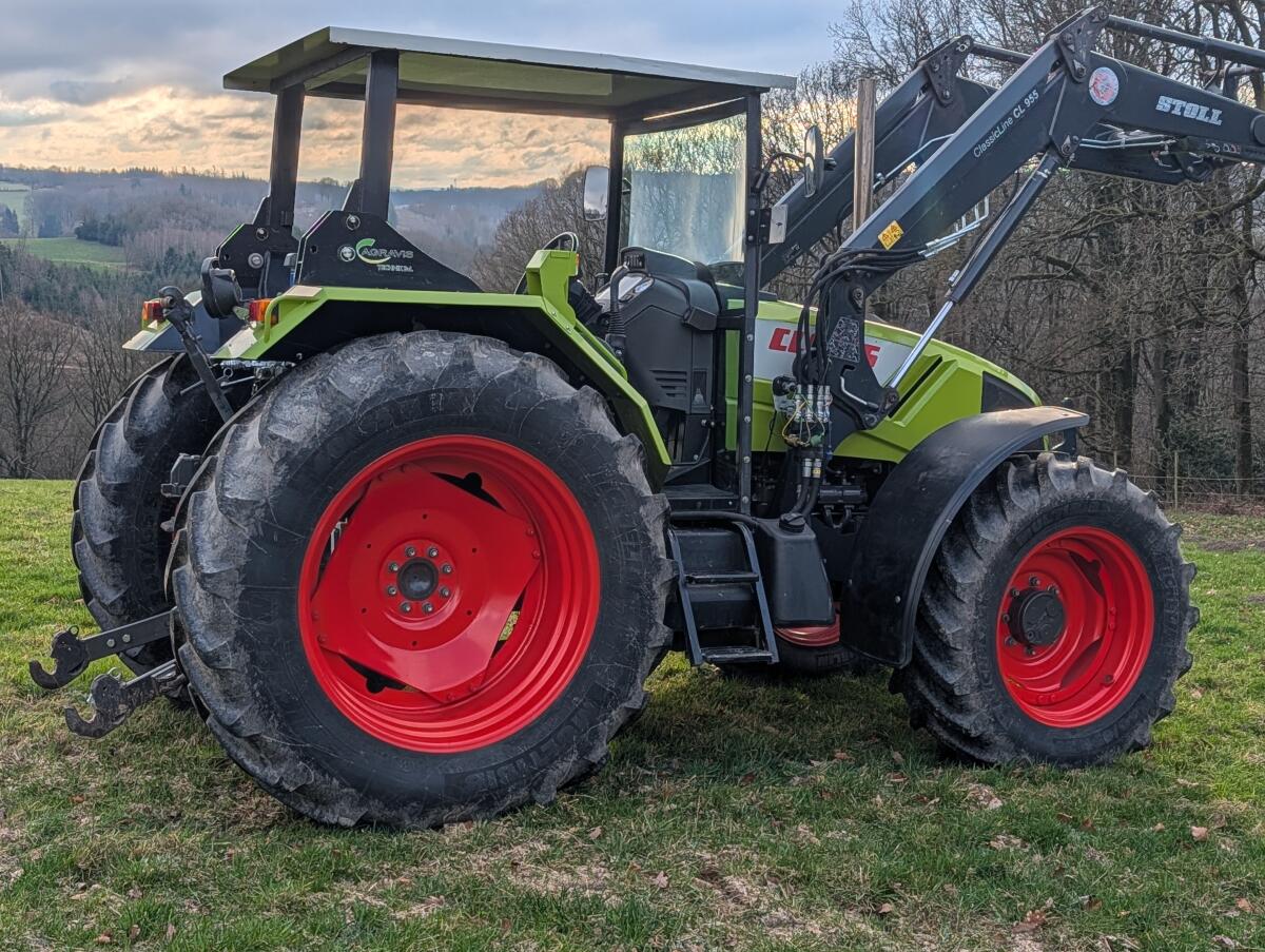 Claas Axos 340CX 3