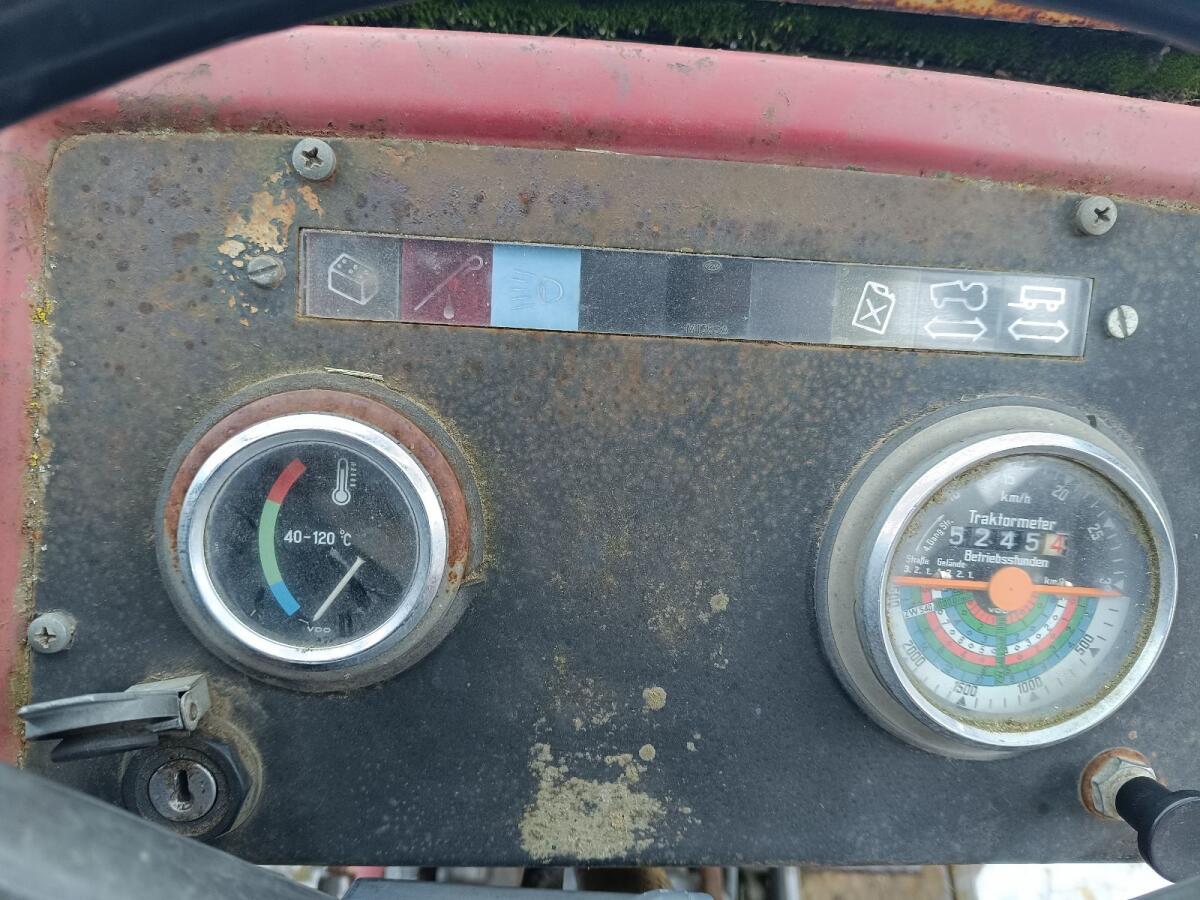 Steyr 548 mit Mähwerk & Frontlader 2