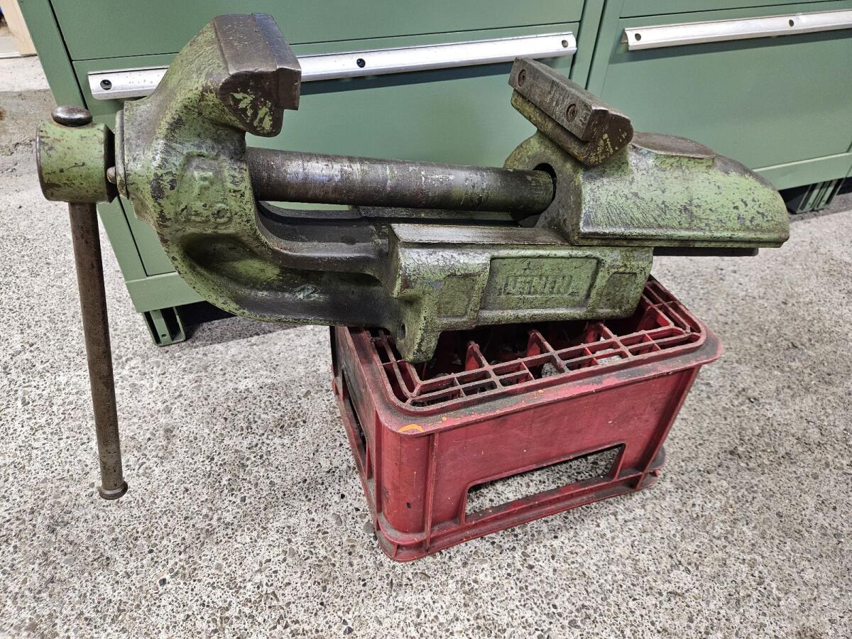 Schraubstock Leinen F150 3