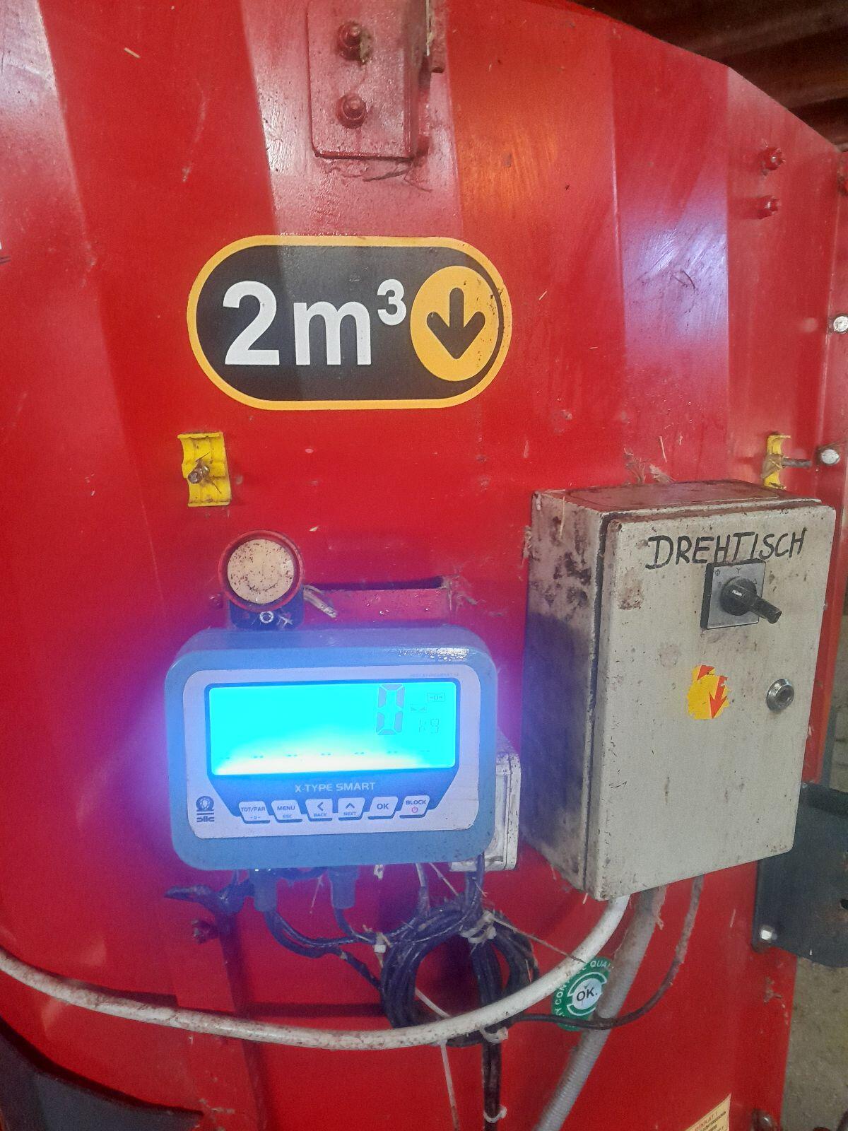 Futtermischer Vertikal 2 m³ 2