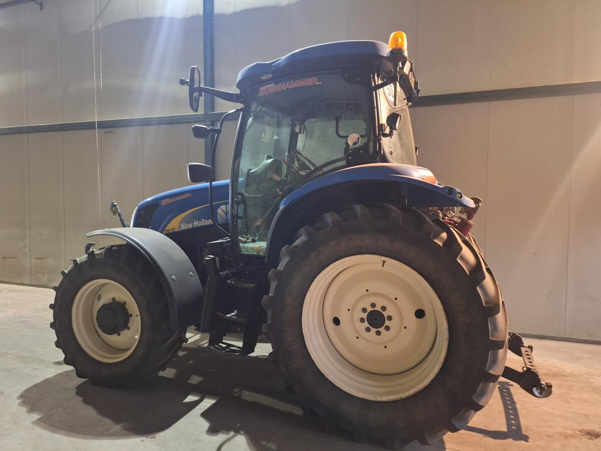 New Holland TSA 110 2