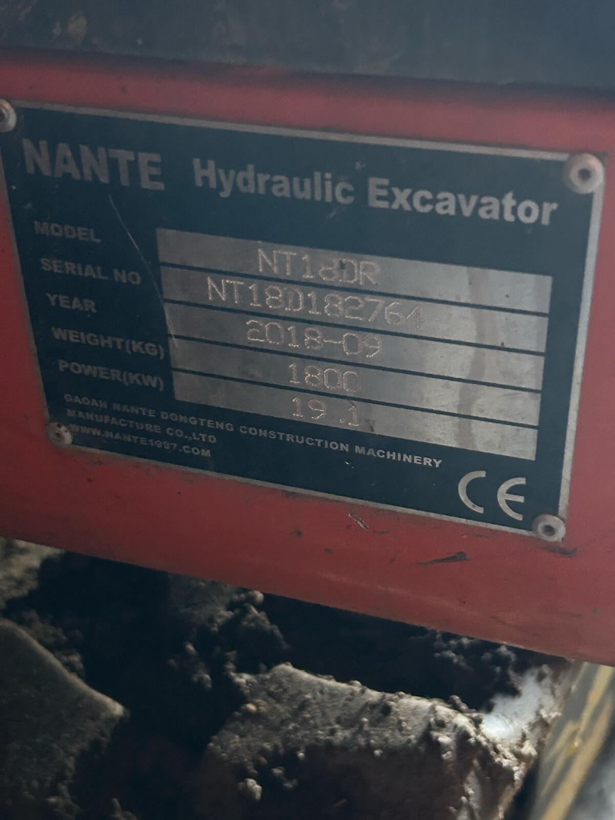 Verkaufe Minibagger Nante NT18D mit Anhänger 2