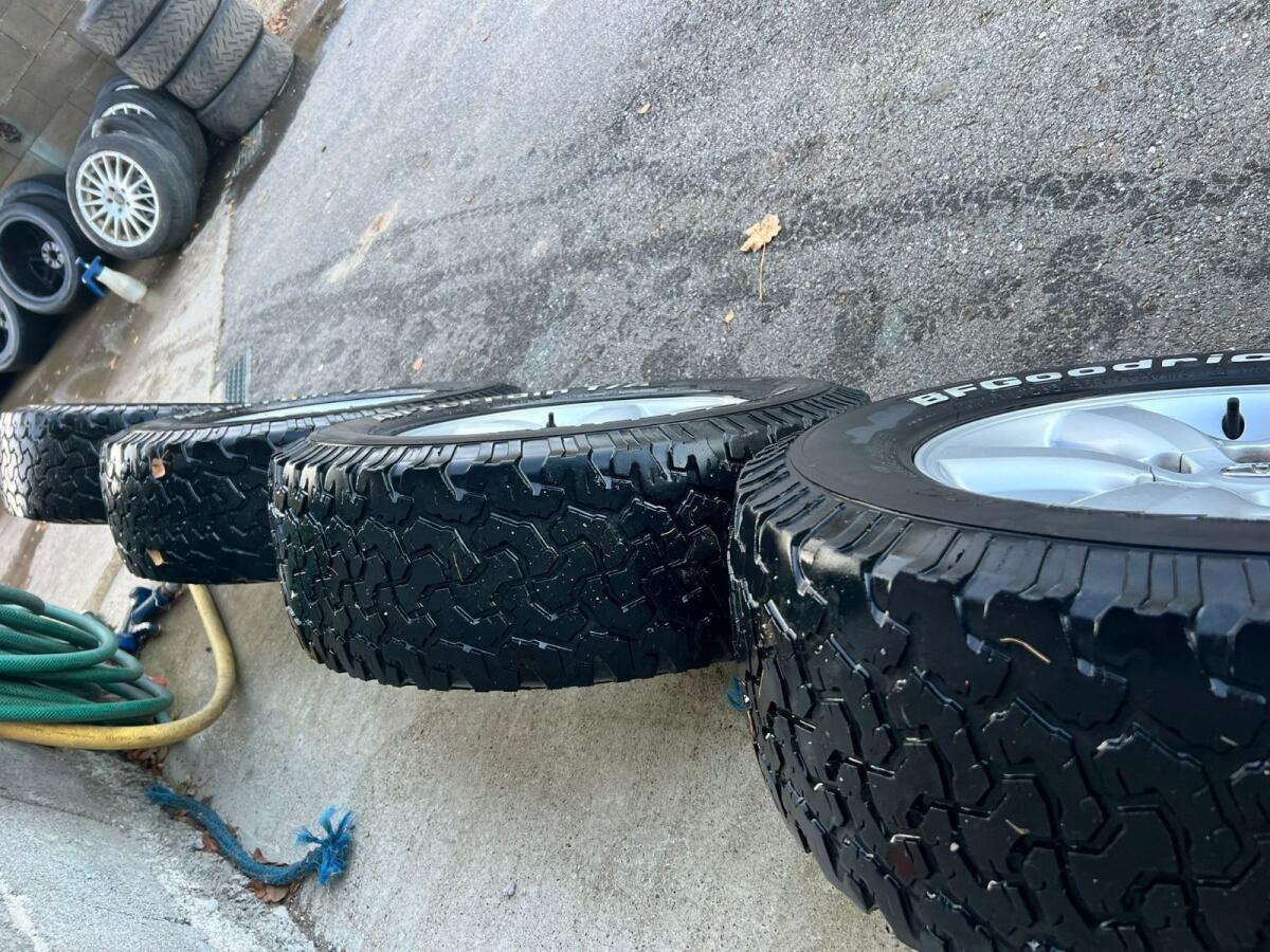 Toyota Hilux 3 l Ersatzteilspender 2