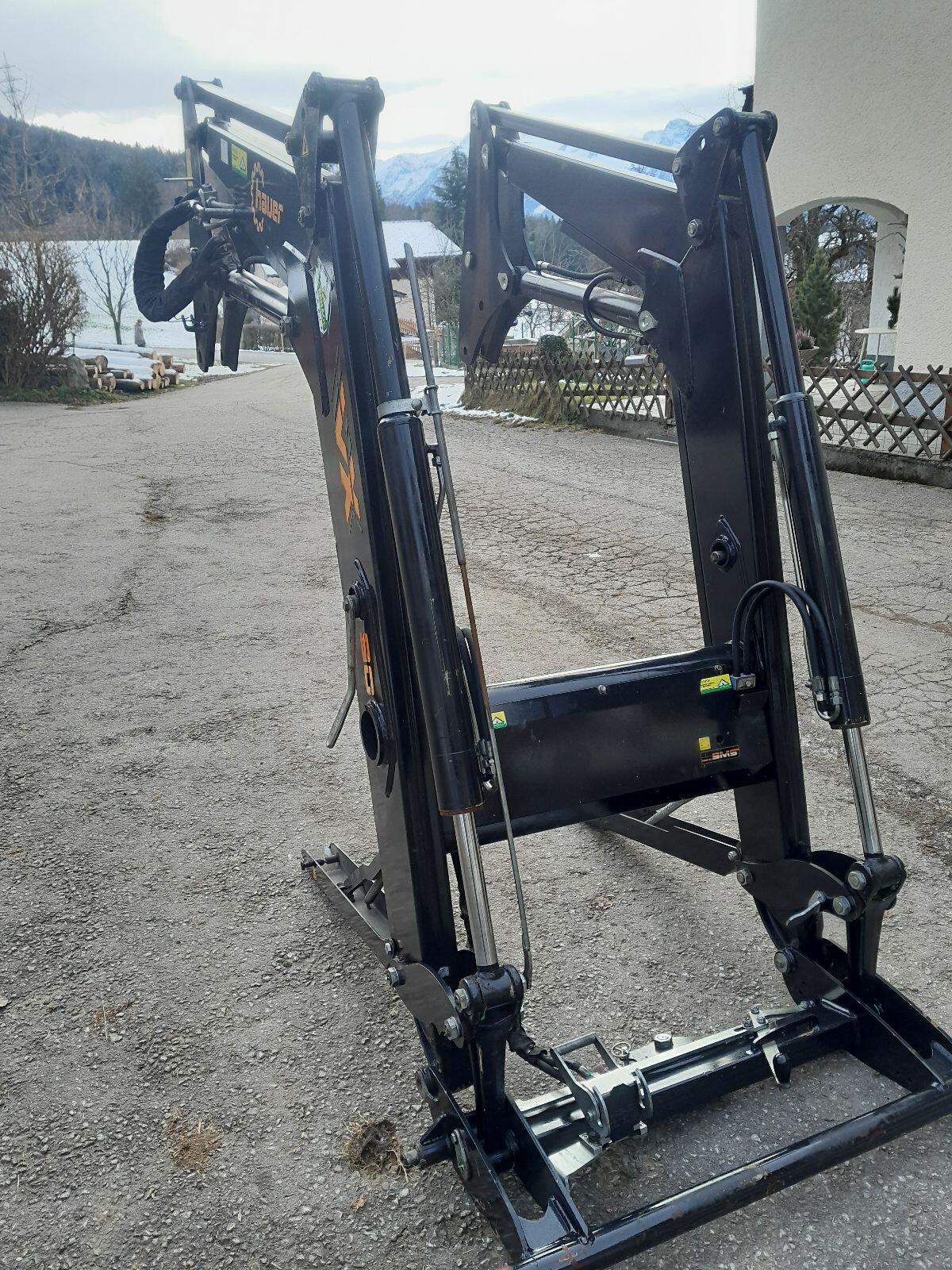 Verkaufe Hauer Frontlader POM VX90 3