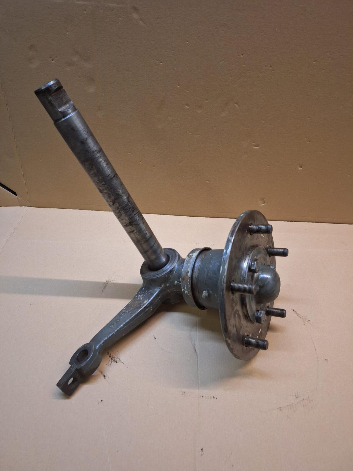 Achsschenkel STEYR Plus 3