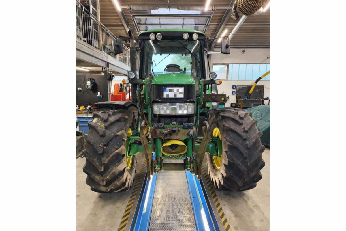 Traktor John Deere 6430 Premium (50 km/h) 3