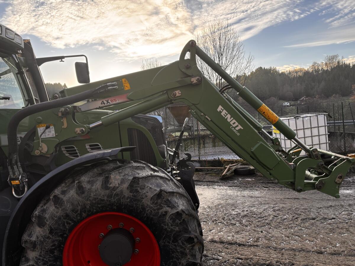 Fendt Frontlader Cargo 4x85 für 400er, 500er, 700er Vario 3