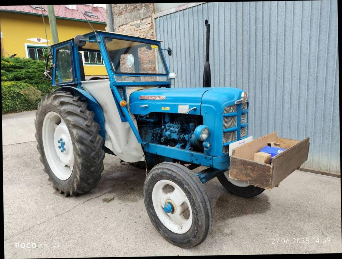 Fordson Super Major 48 PS Traktor 2