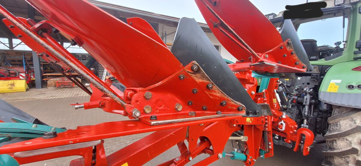 KVERNELAND Pflug EG 100-300-5 2