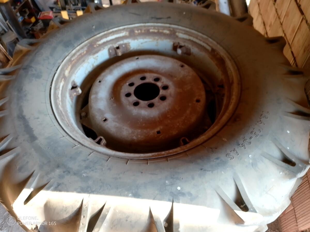 Ford Kompletträder 3