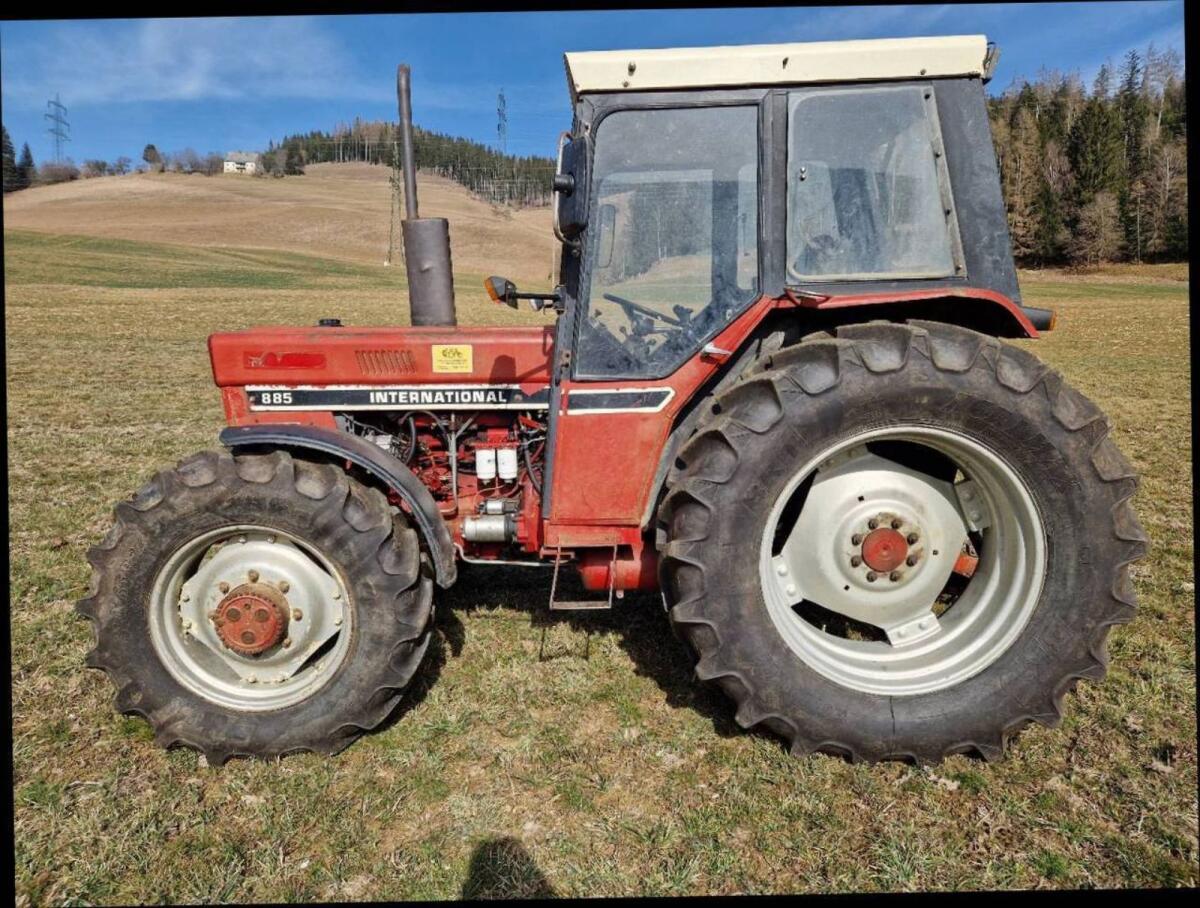 Case IH 885 3
