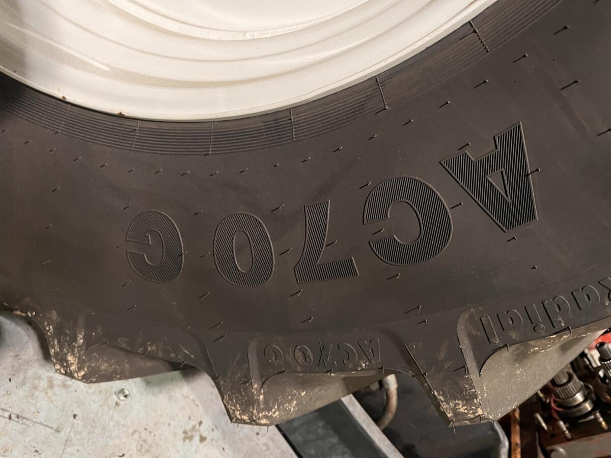 520/70R34 Mitas AC70C 3