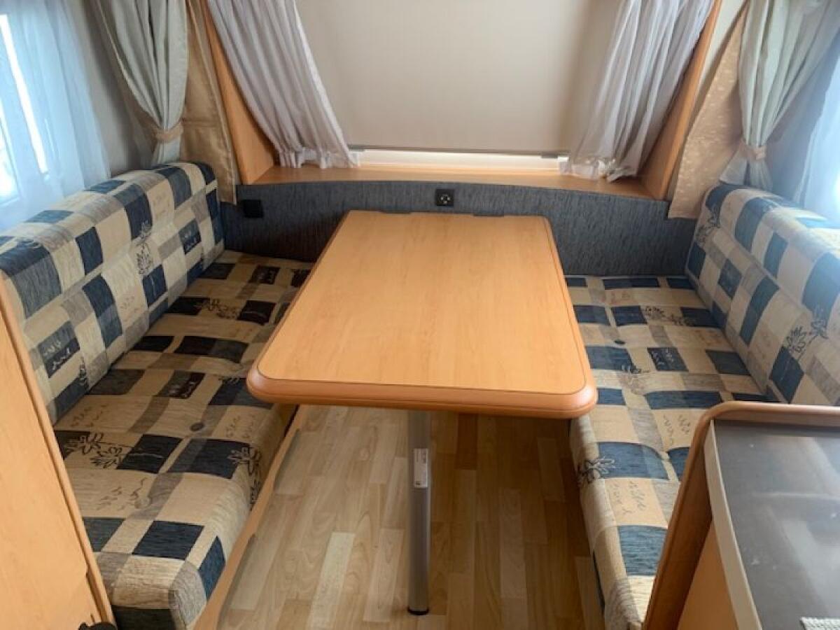 Roulotte Hobby de Luxe 6 m 2