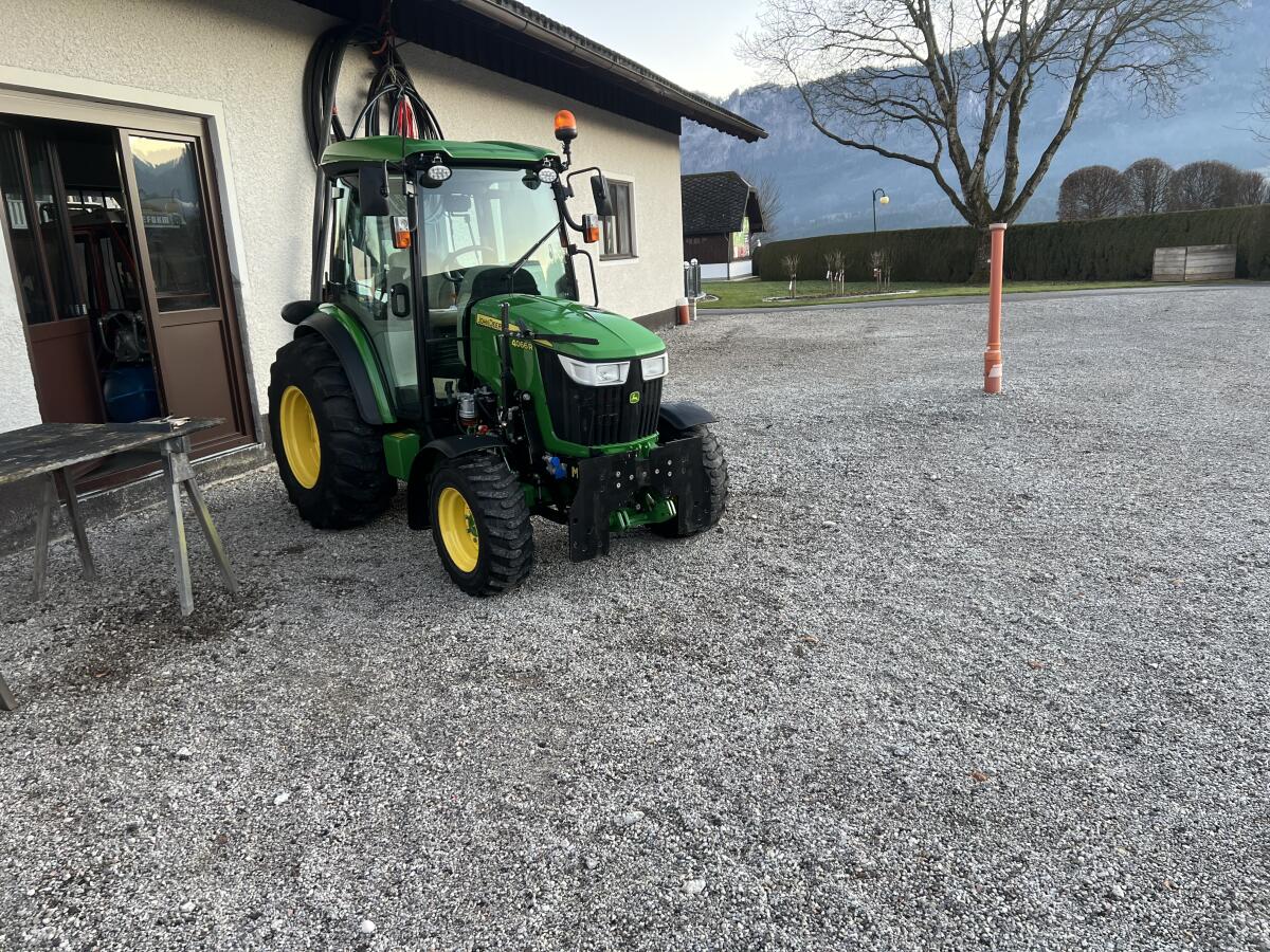 John Deere Serie 4000 MATT NIELEN Kommunalrahmen 2