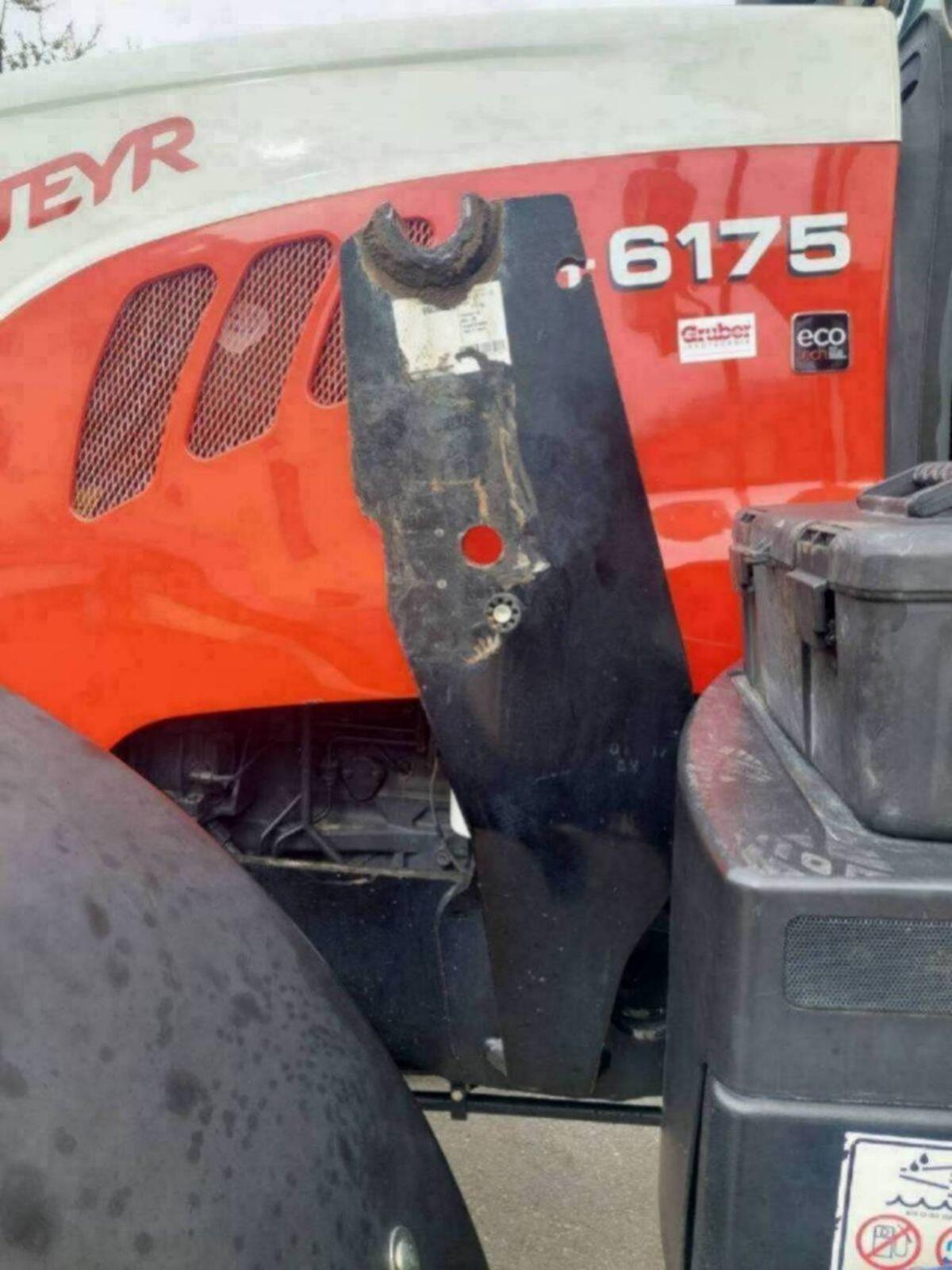 Frontladerkonsole Quicke passend für Steyr CVT Tier 4B 2