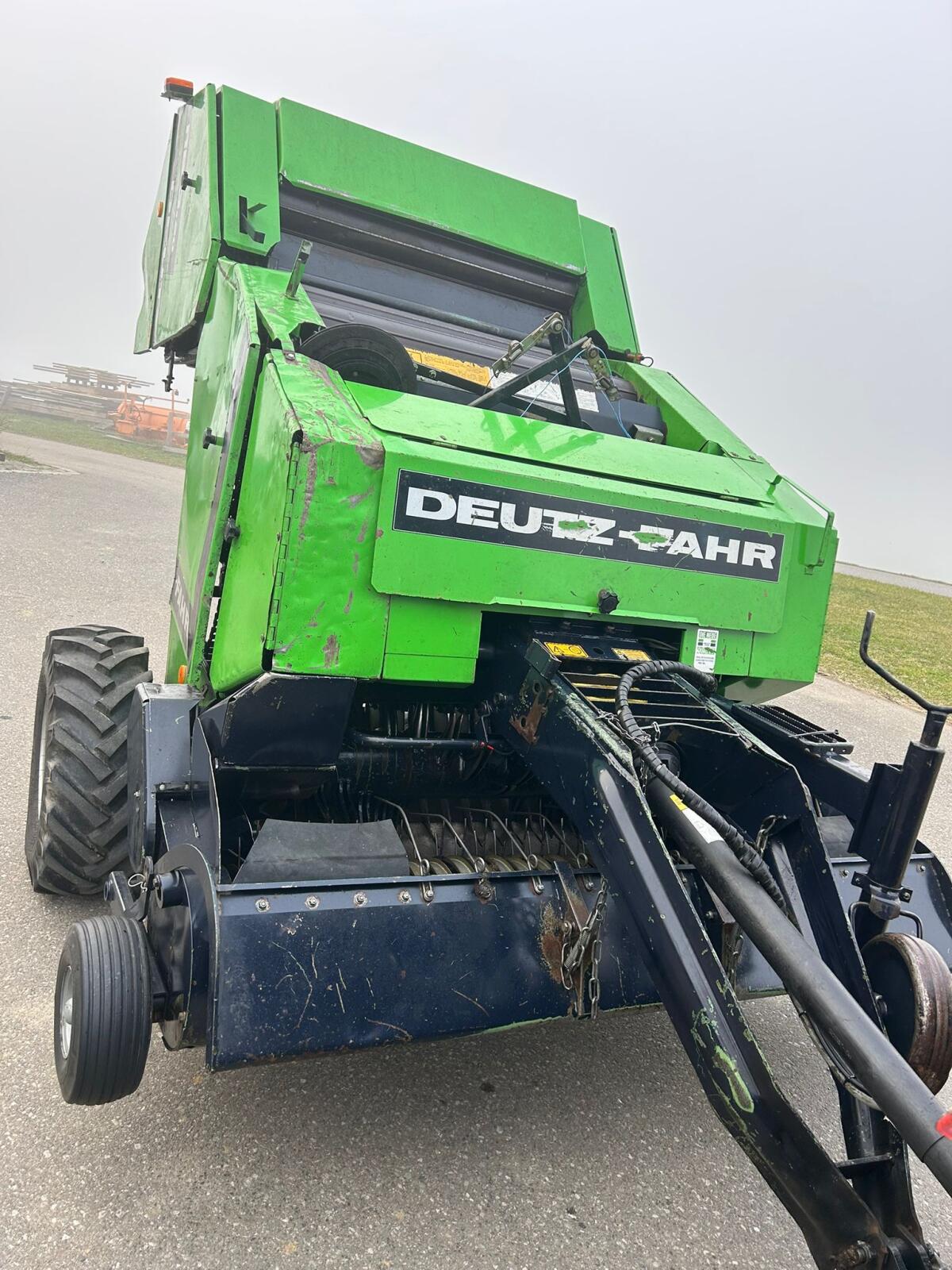 DEUTZ-FAHR Rundballenpresse RB 3.20 2