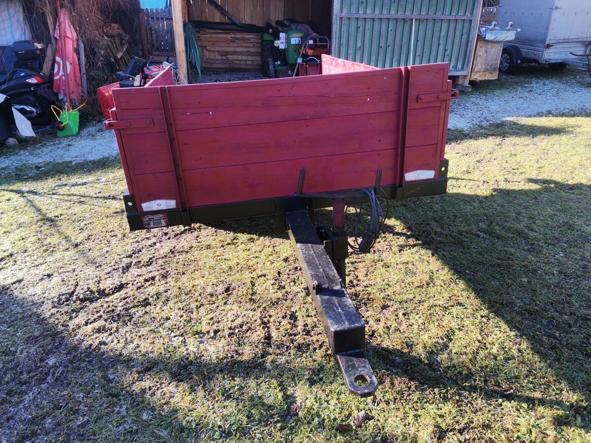 Kleiner leichter Traktor Anhänger mit Beleuchtung 2