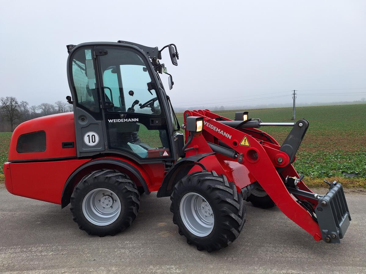 Weidemann 3070 CX60 3