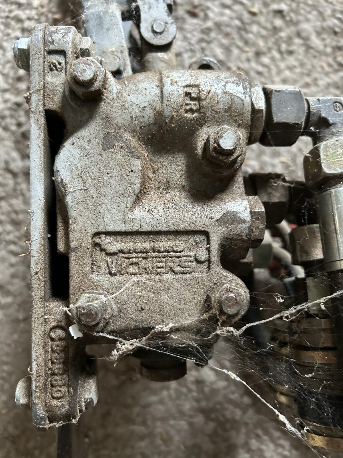 Hydraulischer Steuerblock 3