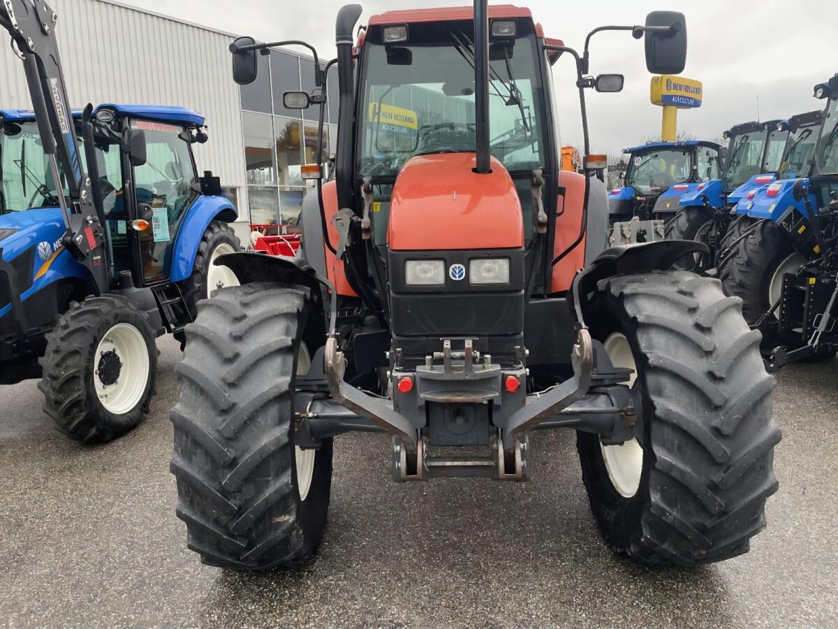 New Holland TS110 3