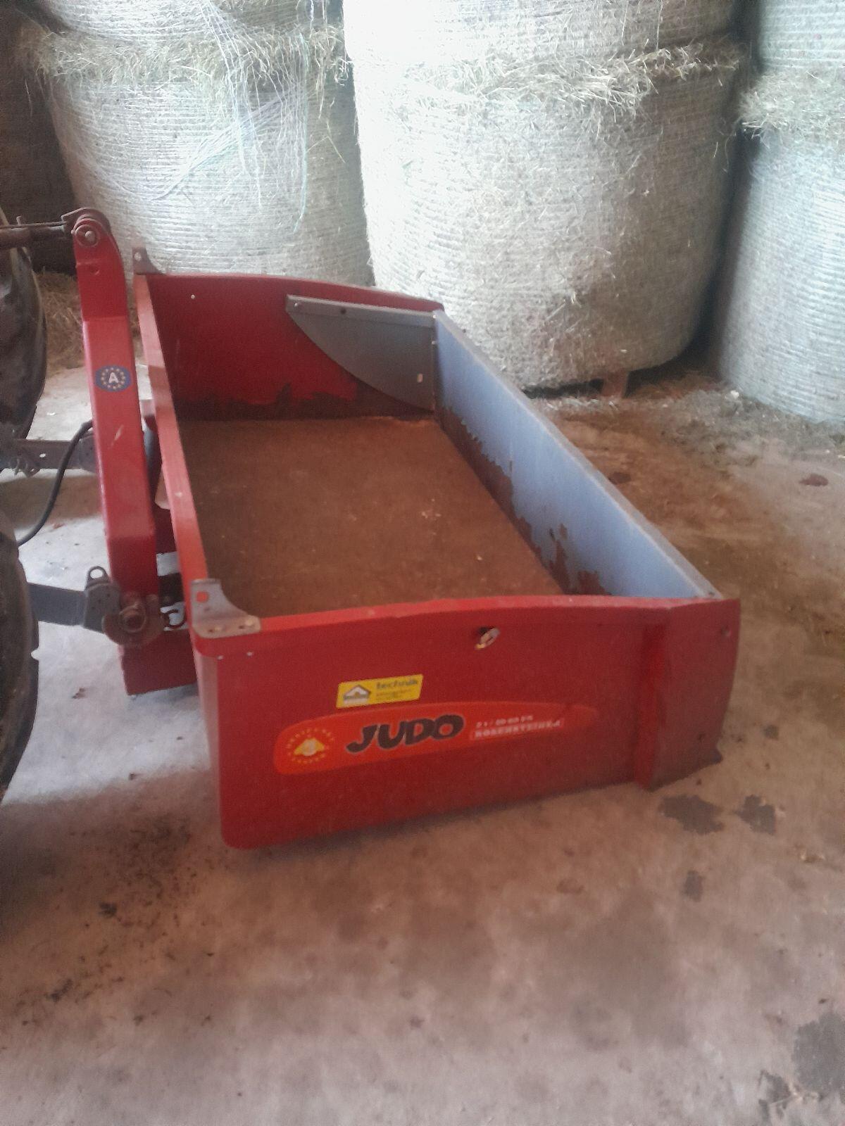 Verkaufe Rosensteiner Heckkiste 3