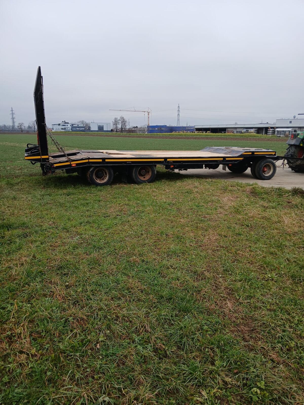Schwarzmüller Tieflader 2