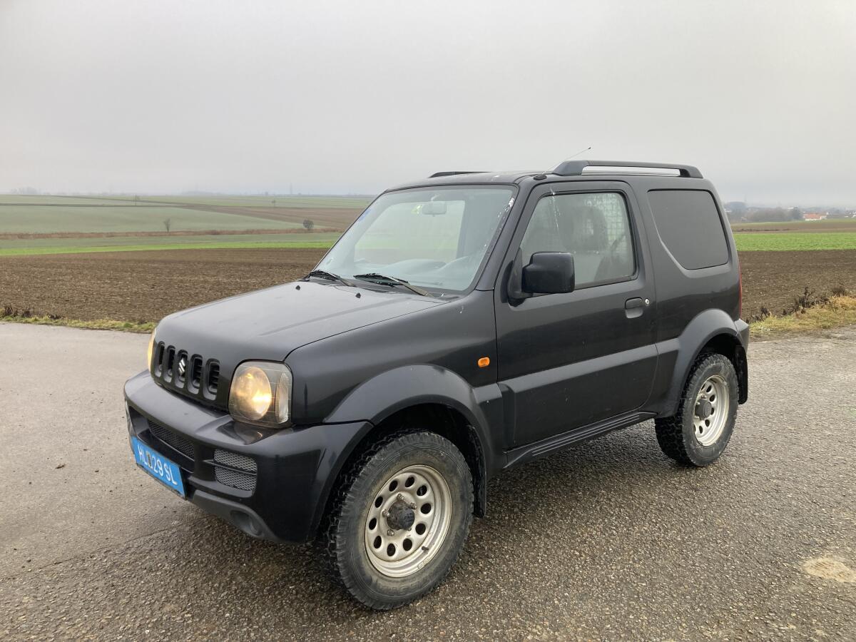 Suzuki Jimny Bj. 2011 145.000 km Benzin 2