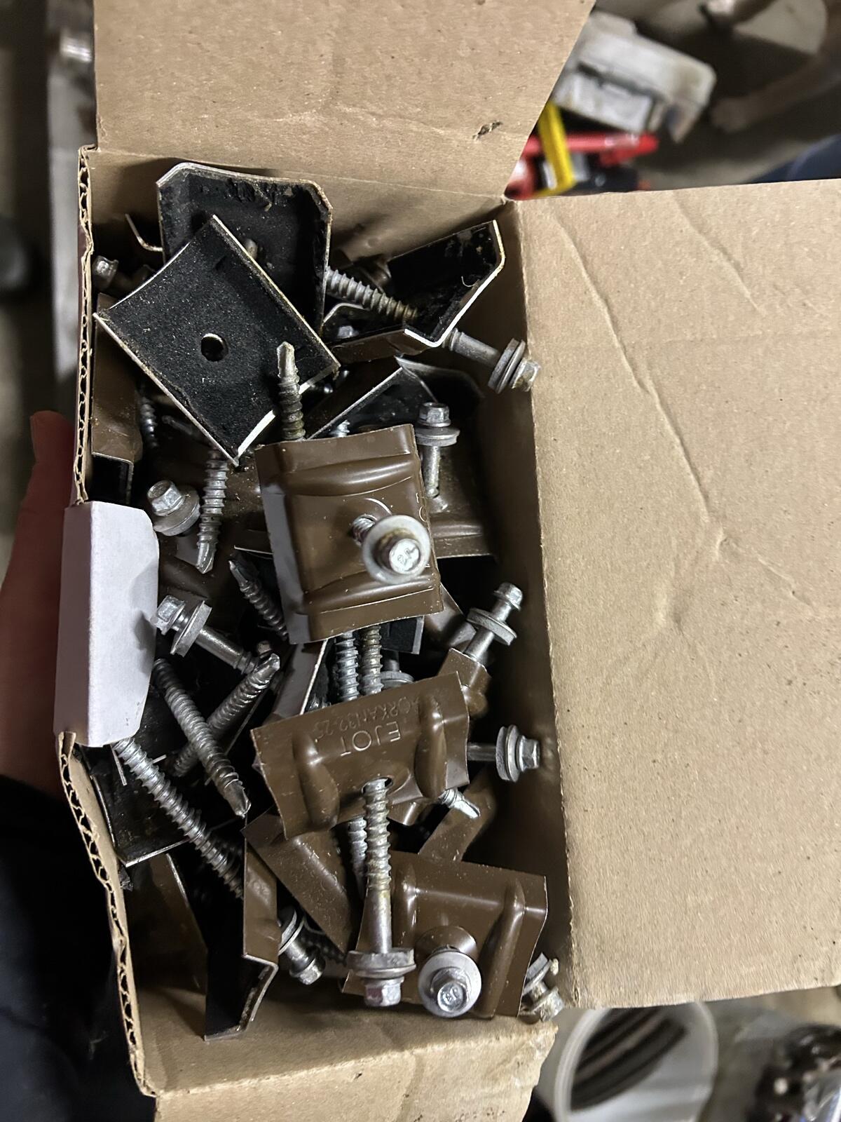 Kalotten mit Sandwichdachschrauben 2