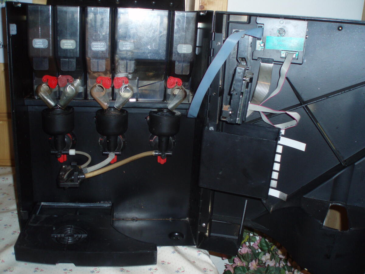 Kaffeemaschine Gastro mit Münzeinwurf 3