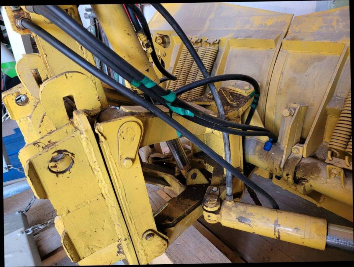 Schneepflug Hydrac 2